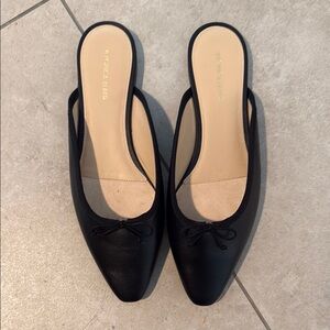 Veronica Beard Black Pointed-Toe Slip-On Mules